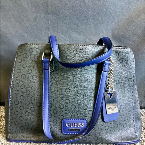 Guess Satchel Handbag - Picture 1 of 4